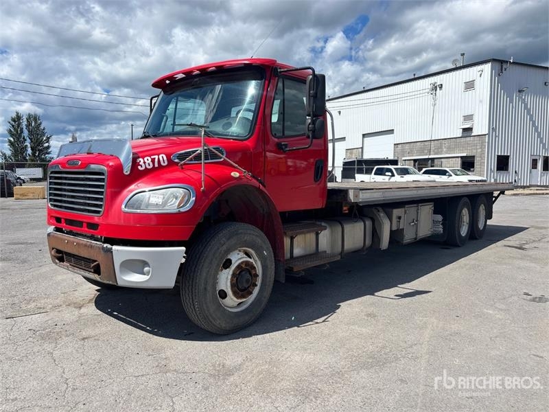 Freightliner M2 106
