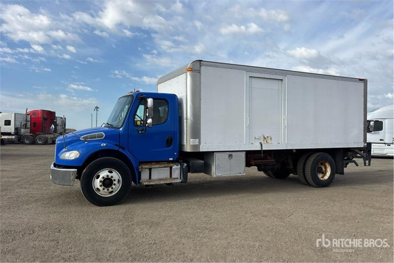 Camion fourgon Freightliner M2 106 4x2 Van — occasion 2017