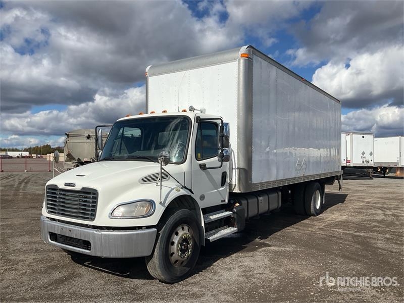 Camion fourgon Freightliner M2 106 4x2 Van — occasion 2017