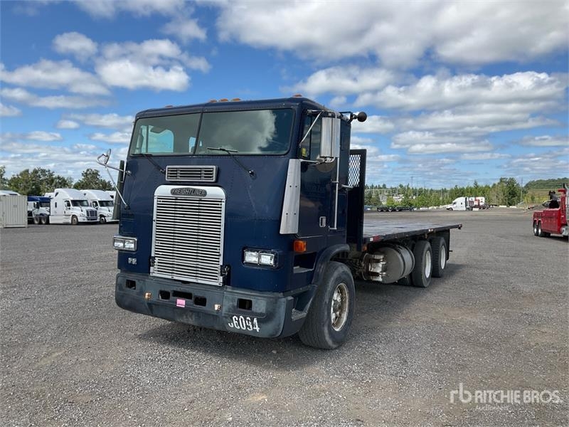 Freightliner USF-1E