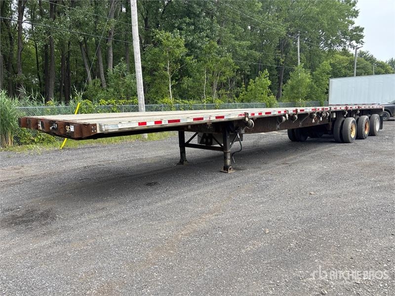 Great Dane 53 ft Tri/A Flatbed Trailer