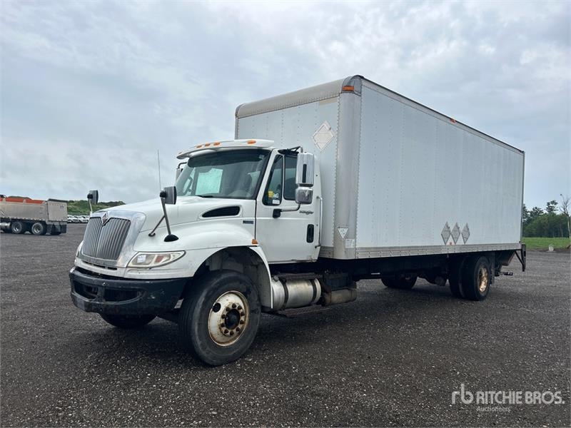 International 4300
