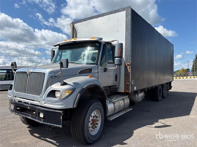 International 7600