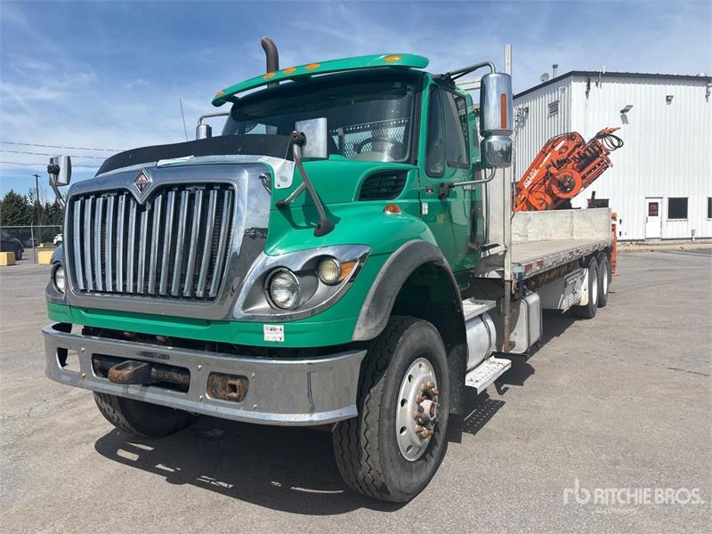 International 7600