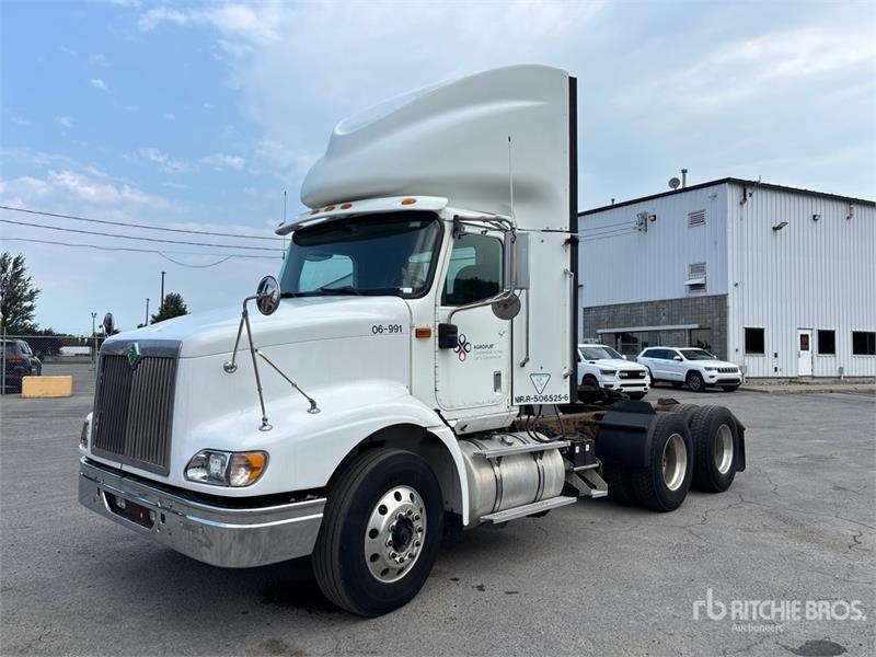 International 9200i