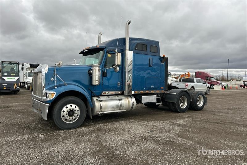 Tracteur routier International 9900i 6x4 T/A Sleeper — occasion 2006