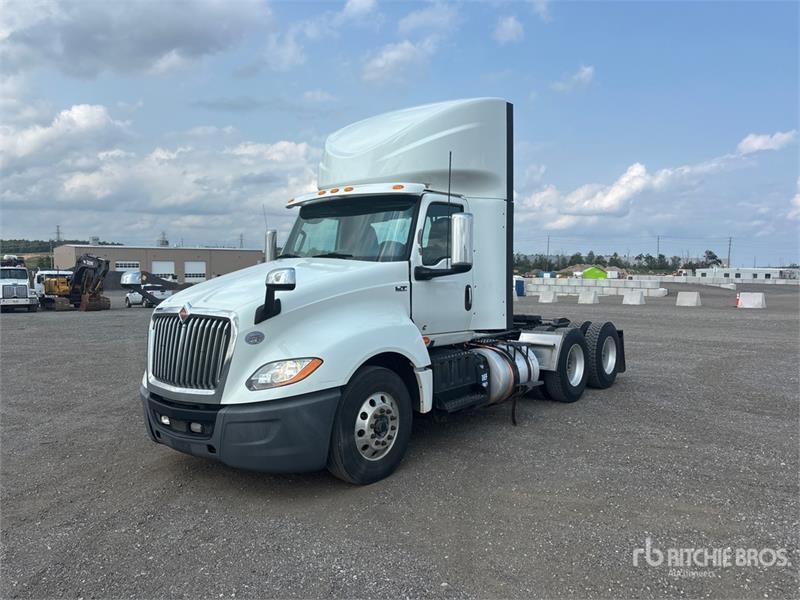 Tracteur routier International LT625 6x4 T/A Day Cab — occasion 2018