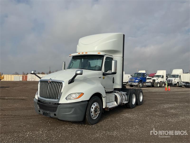 Tracteur routier International LT625 6x4 T/A Day Cab — occasion 2020