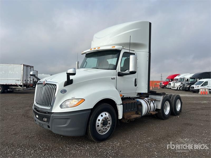 Tracteur routier International LT625 6x4 T/A Day Cab — occasion 2019
