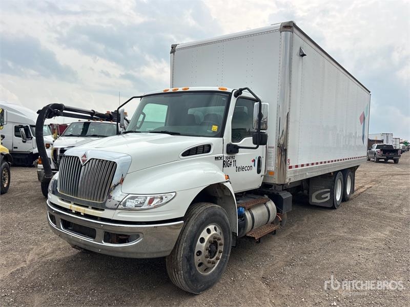 International MV607