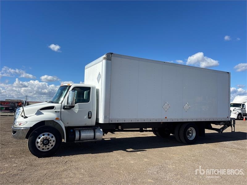 Camion fourgon International MV607 4x2 Van — occasion 2019