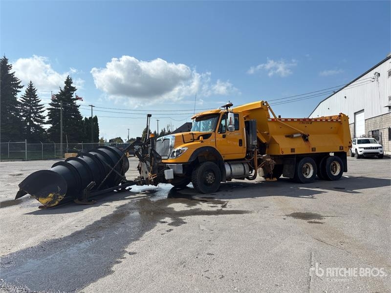 International WorkStar 7600