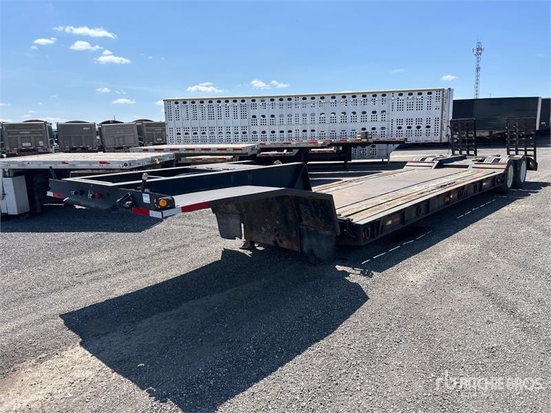 Remorque surbaissée J.C. T/A Removable Gooseneck Lowboy — occasion 1994