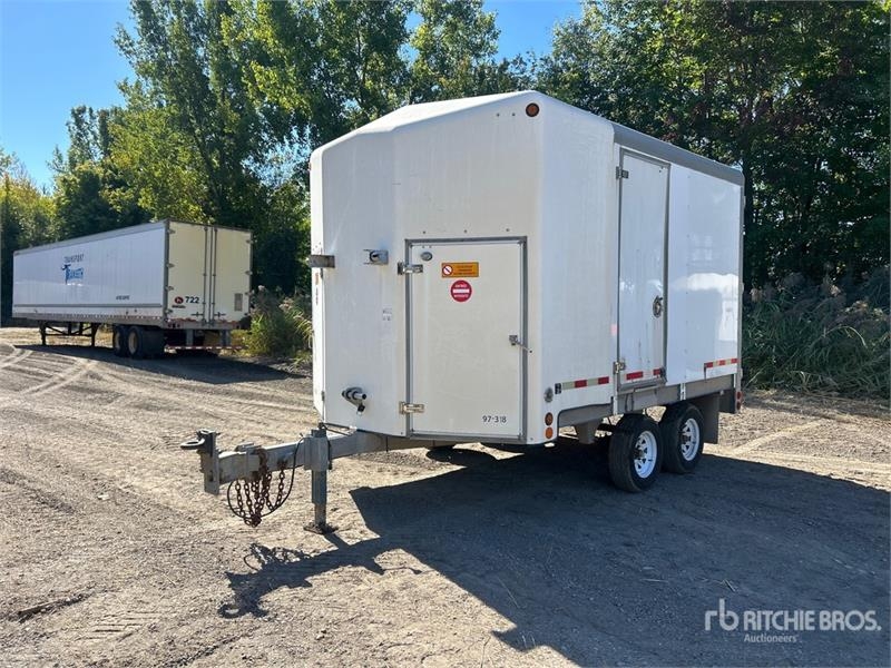 Remorque fourgon JL Leclerc 03356 13 ft T/A Enclosed — occasion 2010
