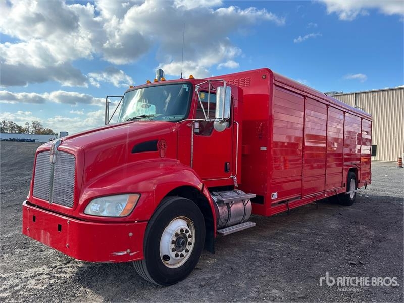 Camion boissons Kenworth T300 — occasion 2009