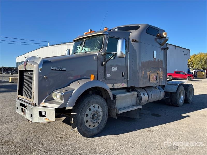 Tracteur routier Kenworth T800 — occasion 2012
