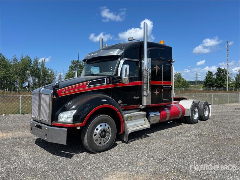Kenworth T880