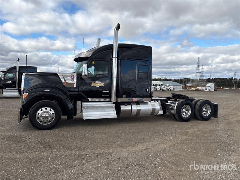 Tracteur routier Kenworth W990 6x4 T/A Sleeper — occasion 2023
