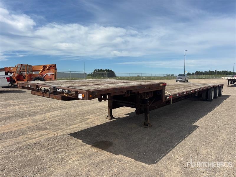 Remorque surbaissée Lode King 53 ft Tri/A Step Deck — occasion 2011