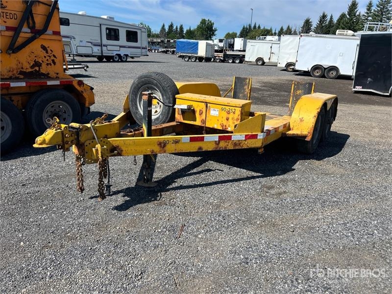 LWL 10 ft T/A Equipment Trailer
