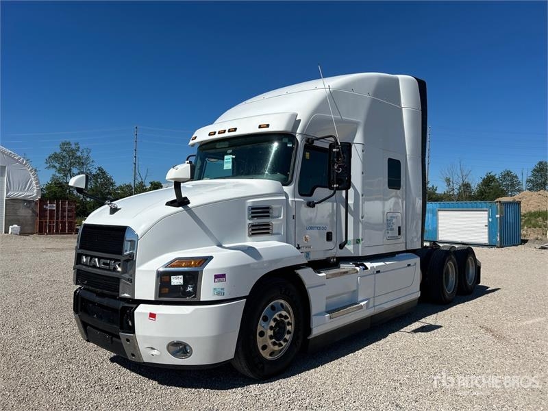 Mack AN64T