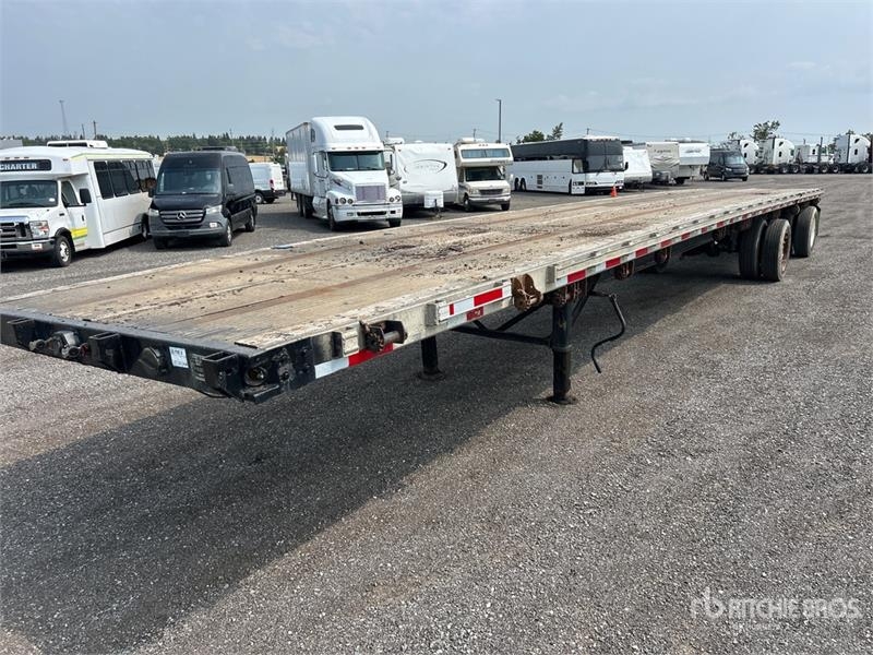 Manac 48 ft T/A Spread Axle Flatbed Trailer