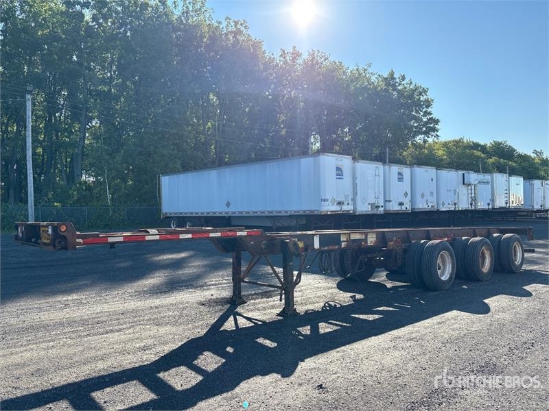 Max Atlas 40 ft Tri/A Extendable Container Trailer