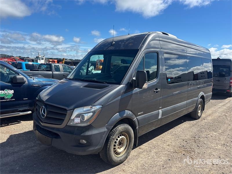 Mercedes-Benz SPRINTER 2500