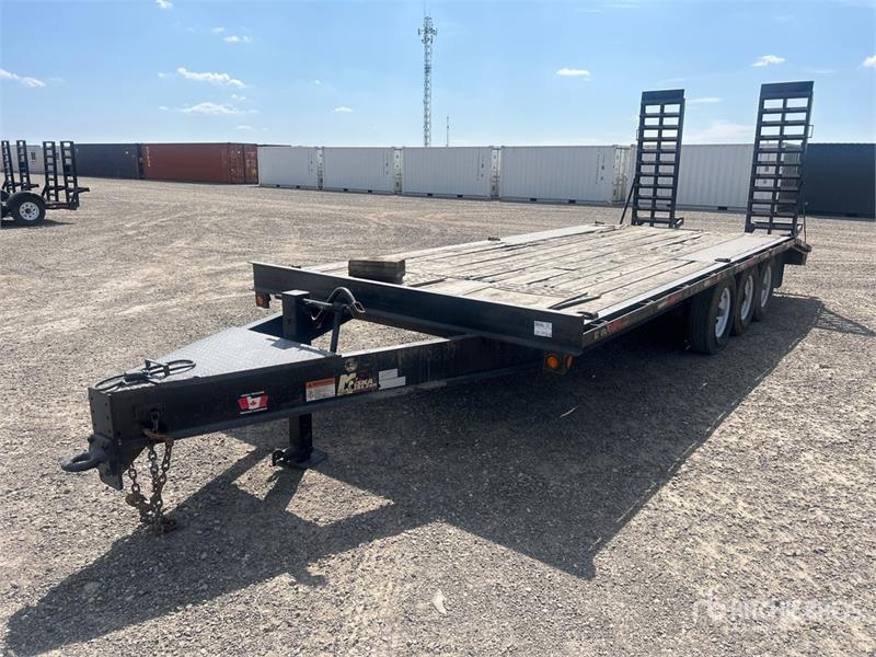 Remorque porte-engins Miska Trailers Trailers 23 ft Tri/A Equipment Trai — occasion 2015