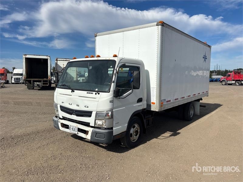 Camion fourgon Mitsubishi Fuso 4x2 Van — occasion 2012