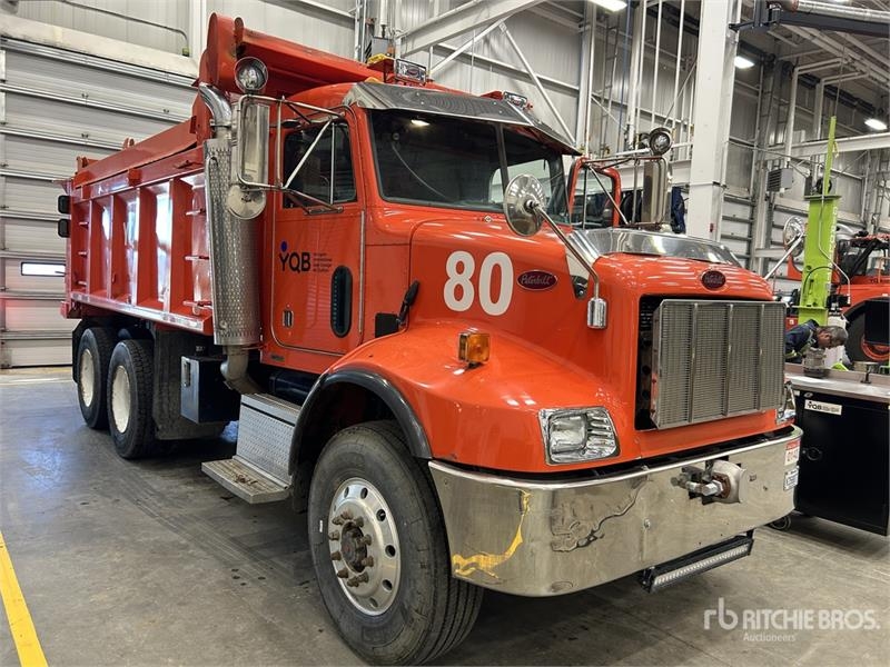 Peterbilt 330