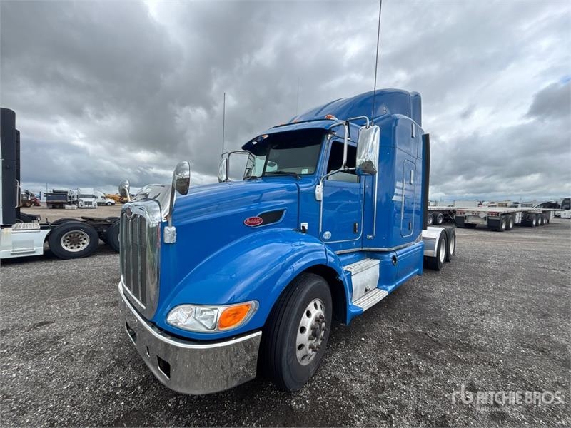 Peterbilt 384
