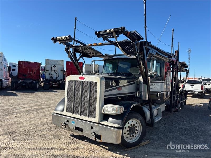 Camion porte-engins Peterbilt 388 — occasion 2012