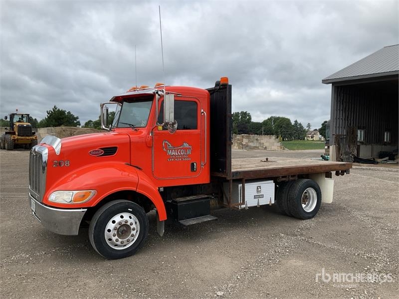 Camion plateau Peterbilt PB330 — occasion 2014