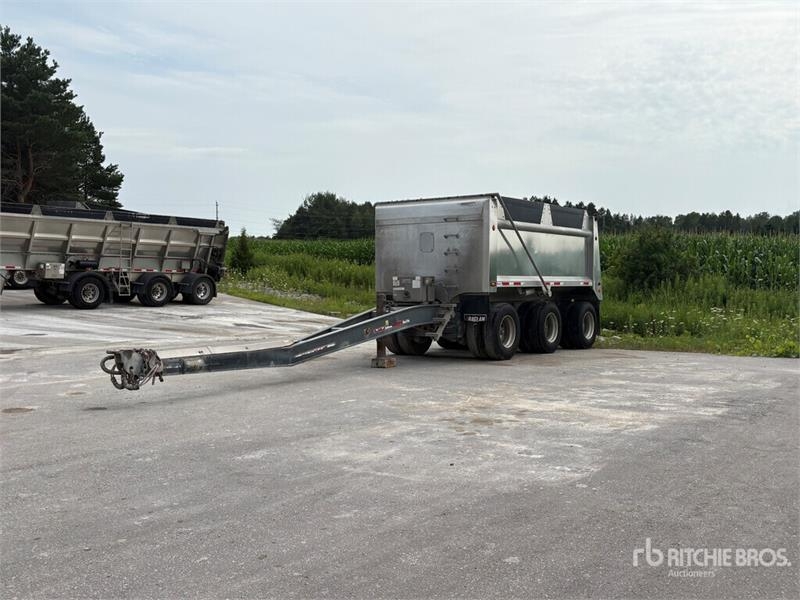 Raglan 17 ft Tri/A Pup Dump Trailer