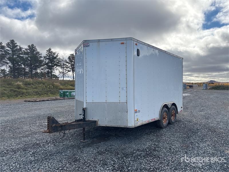 Remorque fourgon RC 14 ft T/A Enclosed — occasion 2013