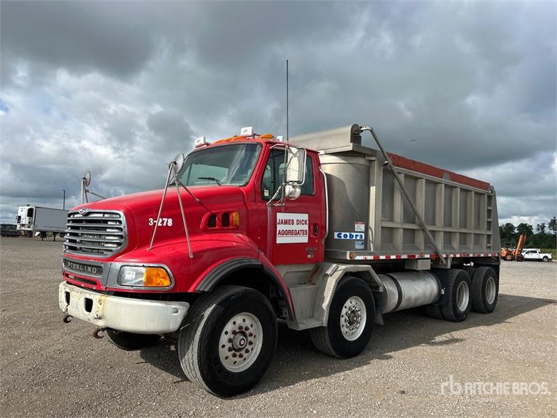 Sterling 8x4 Twin-Steer T/A Dump Truck