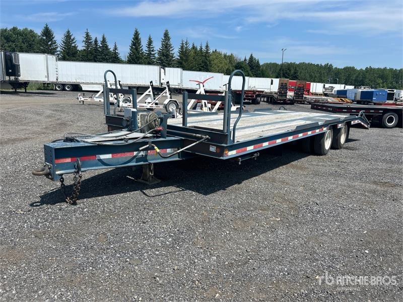 Temisko 28 ft T/A Equipment Trailer