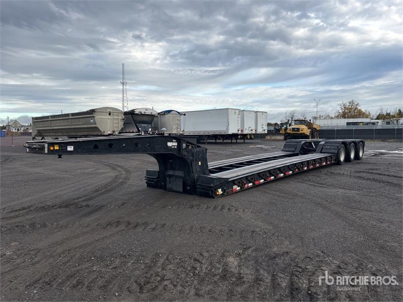 Remorque surbaissée Trail King TK1 Tri/A Removable Gooseneck Lowboy — occasion 2012