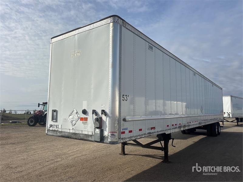 Remorque fourgon Vanguard 53 ft x 102 in T/A Van — occasion 2015