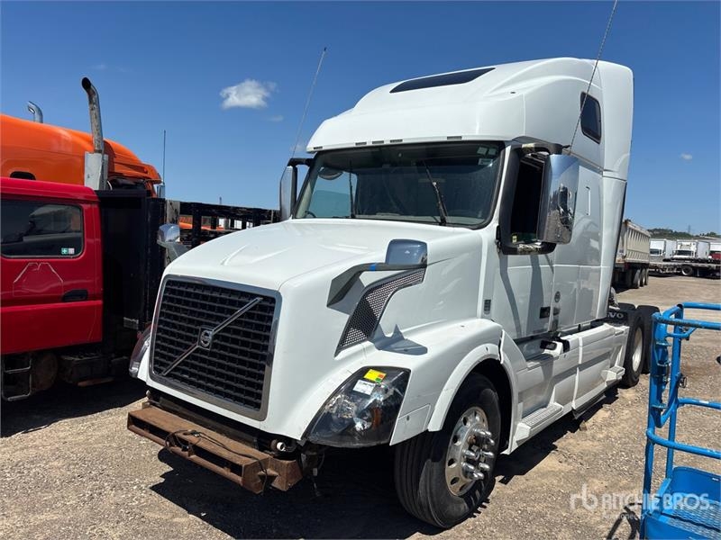 Volvo VNL