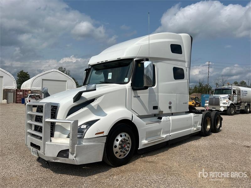 Tracteur routier Volvo VNL — occasion 2024