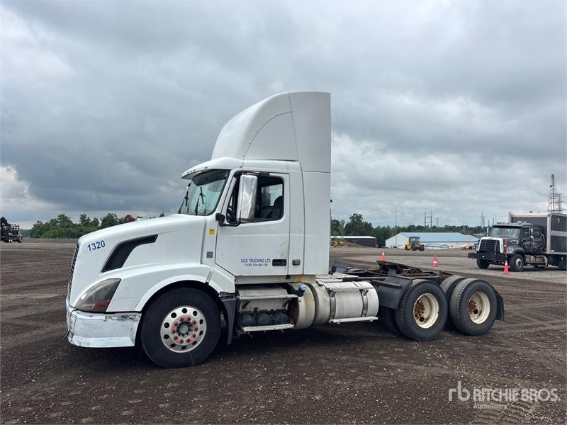 Volvo VNL