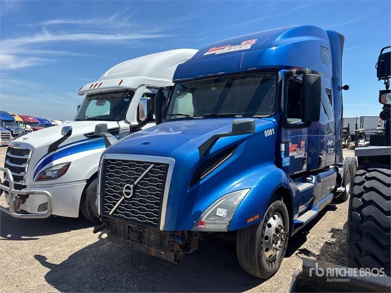 Volvo VNL760