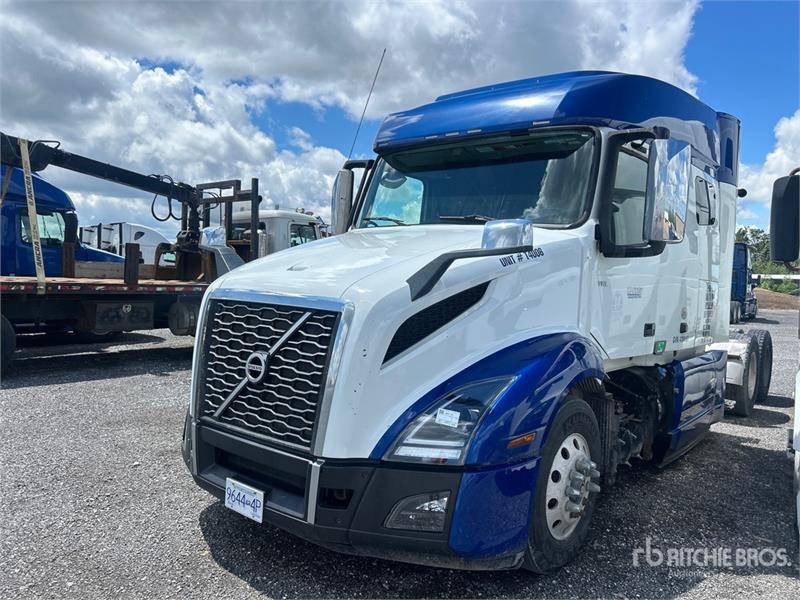 Volvo VNL760
