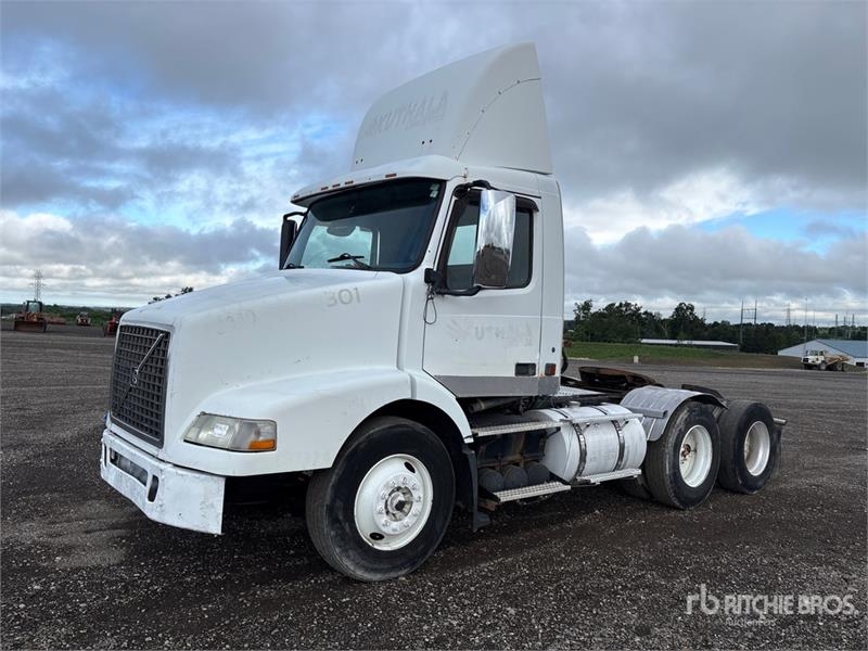 Volvo VNM