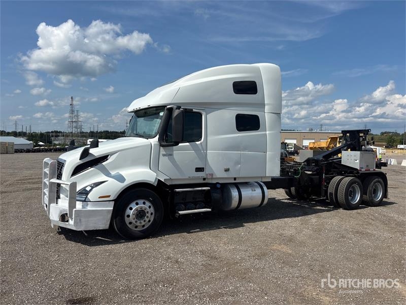 Volvo VNR