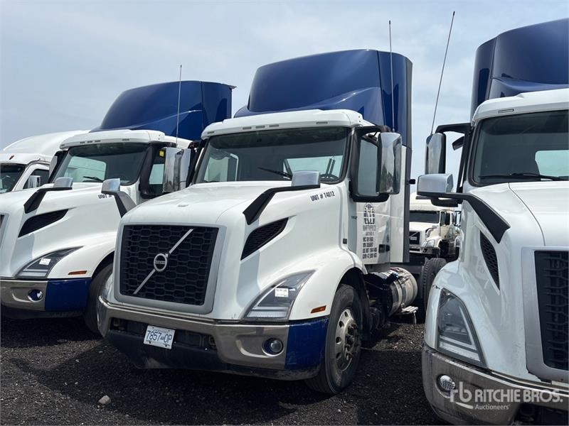 Volvo VNR300