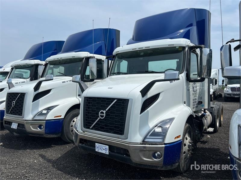 Volvo VNR300
