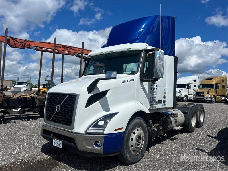 Volvo VNR300